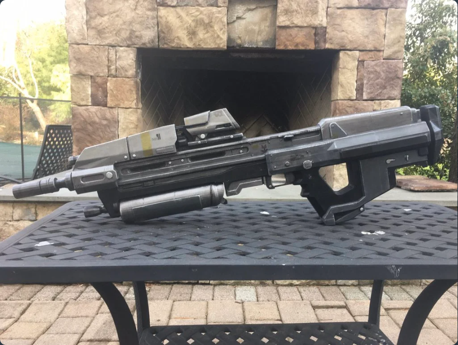 Halo Reach Assault Rifle MA37 (With decals, stand, and instructions ...